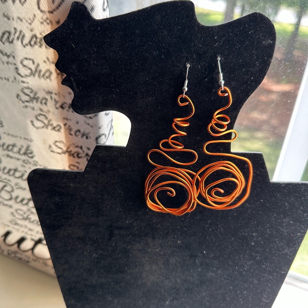 Orange Swirl Wire Earrings Handmade with Love ☮️❤️🔆